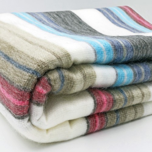 Soft warm white - &, beige
