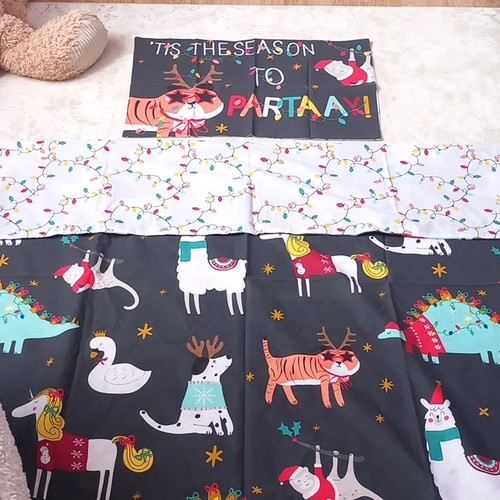 Christmas llama animal print - llama,