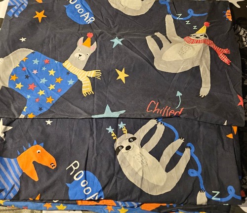 Next llama single - *next, duvet